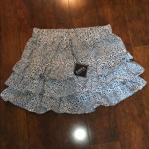 NWT speckled ruffle skirt